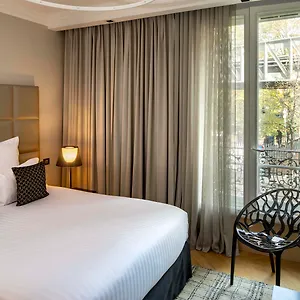 Hotel First Tour Eiffel
