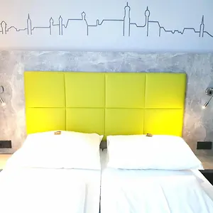 sleepysleepy-hotel-dillingen.com-bavaria.com/
