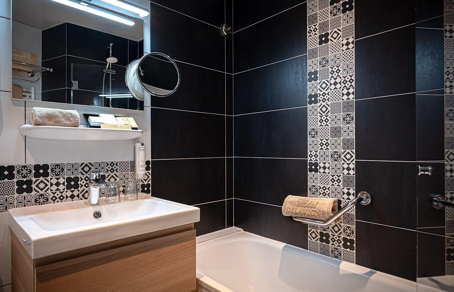 Hotel Delavigne Paris Frankrike